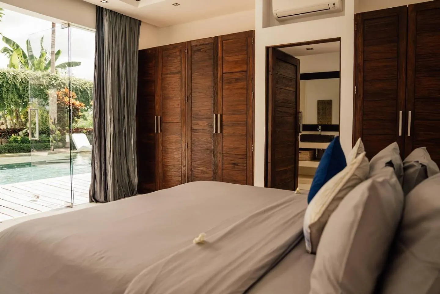 Seminyak Villa 3 Chambres Service 5 Indonésia