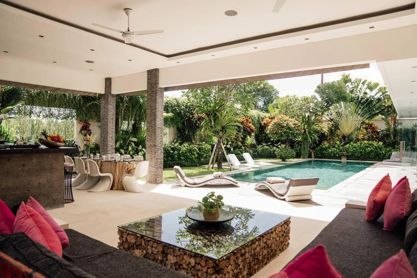 Seminyak Villa 3 Chambres Service 5 Indonésia